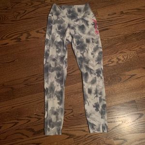 Pink workout leggings